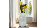 Classical ceramic Vase for  Home and Hotel ornaments