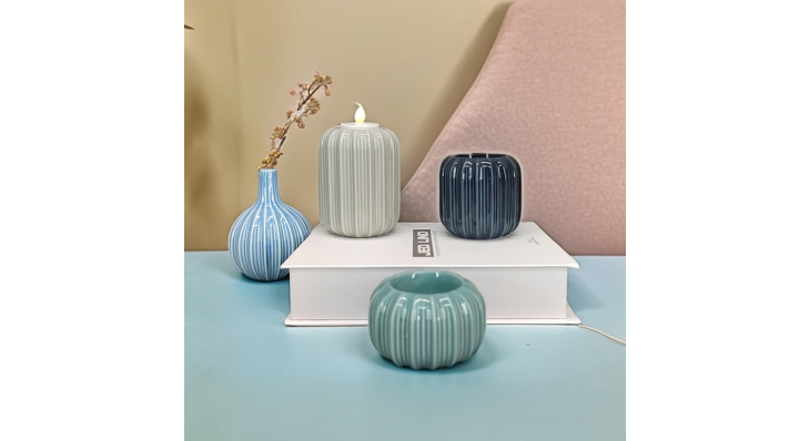 Nordic  Minimalist Ceramic candle Holder